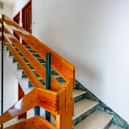 Rosa Int 5 - Myho Casa * Tortoreto